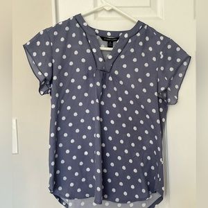 Blue dotted top